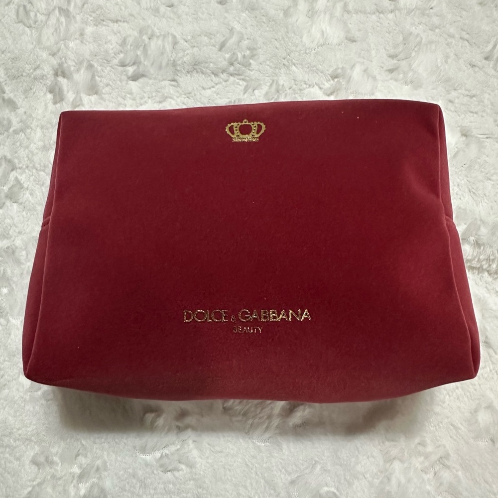 Dolce Gabbana beauty pouch in preloved condition